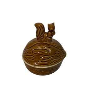 Vtg Ceramic Squirrel on Walnut Lidded Covered Dish Glazed Candy Nuts 7" by 6.5"